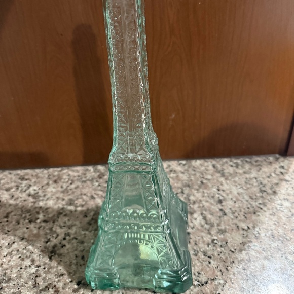 Vintage Eiffel Tower glass bottle - Picture 1 of 5